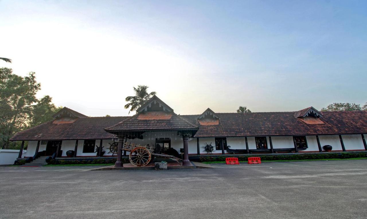 Alappuzha Treebo Premium Travancore Palace Cherthala מראה חיצוני תמונה
