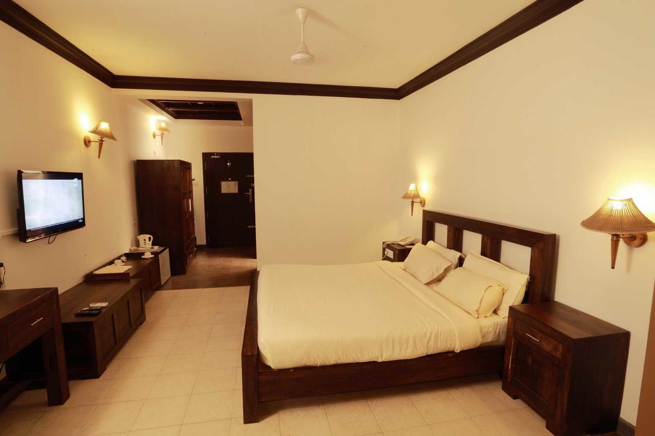 Alappuzha Treebo Premium Travancore Palace Cherthala מראה חיצוני תמונה